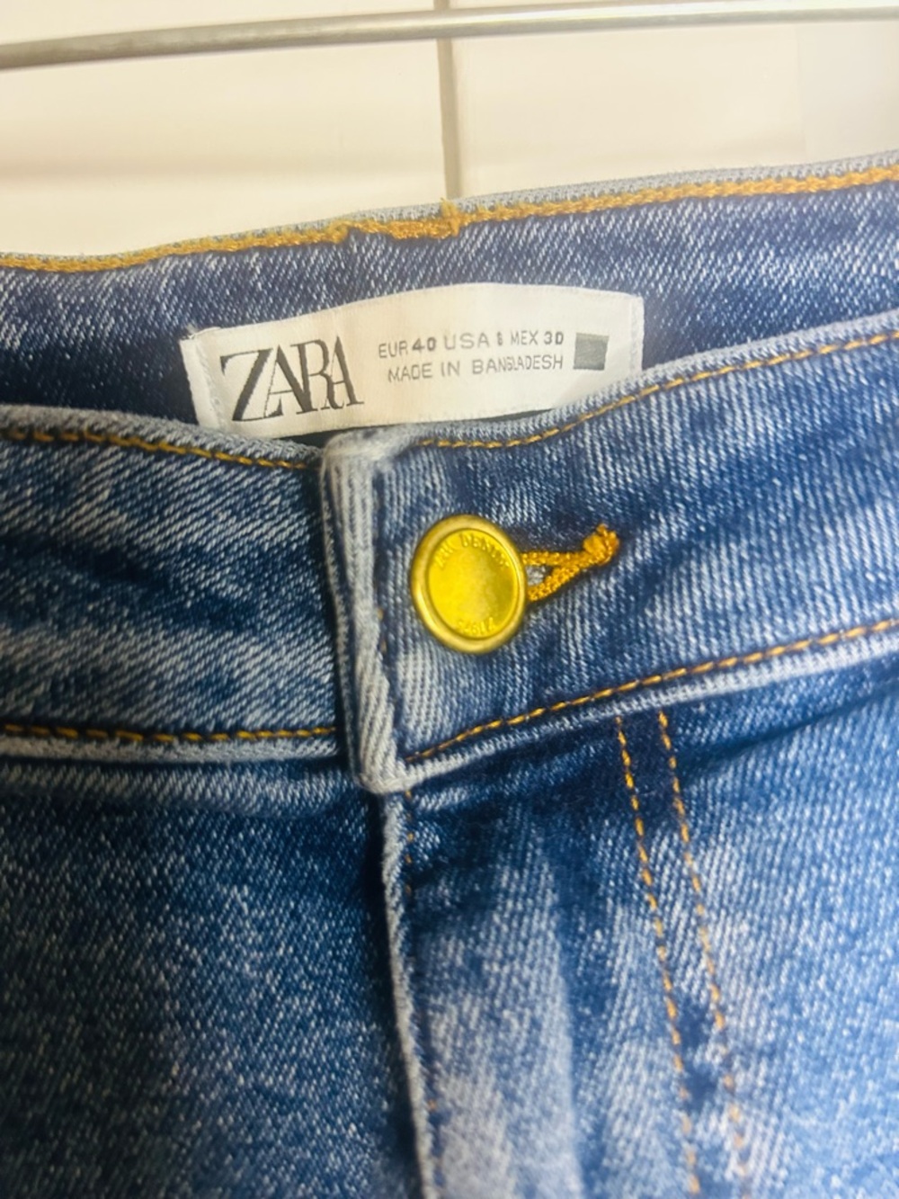 Zara Woman Blue Washed straight Leg Jeans Size 8 - Picture 2 of 13